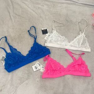 Hollister gilly hicks lace bras 3 total pink blue and white size XS bundle